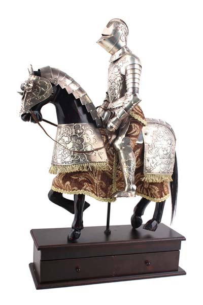 JA0960GD,Shields and armours